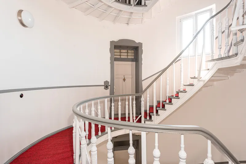 KAPITALANLAGE in b&uuml;rgerlichem Flair – vermietete 3-Zimmerwohnung in Charlottenburg