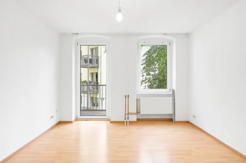 Bezugsfreies Apartment mit Balkon – nur 10 Minuten bis zur S-Bahn