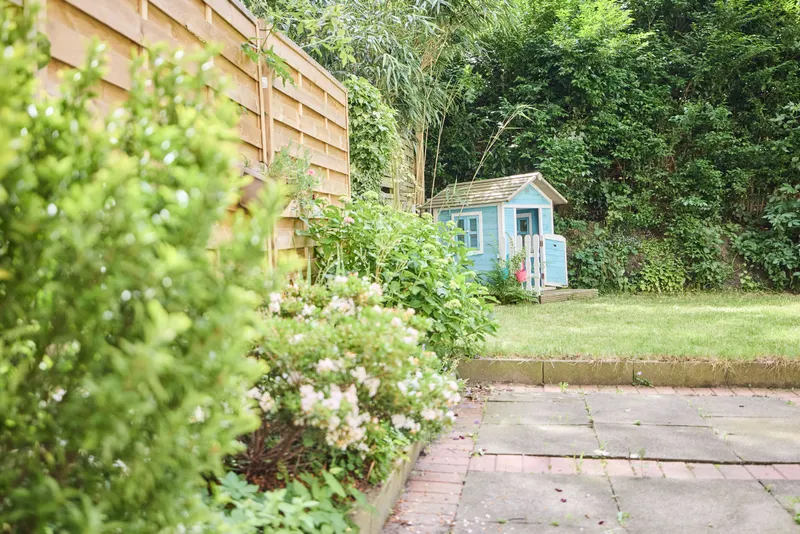 Ein Zuhause, das den Alltag leichter macht – 4 Zimmer plus Garten in Eimsb&uuml;ttel