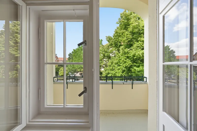 N&auml;he der Schlo&szlig;stra&szlig;e – 2 Zimmer Wohnung mit 2 Balkonen