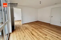Schlafzimmer mit Blick  Richtung Ankleide