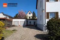 Hofeinfahrt