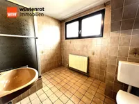 Badezimmer im Obergeschoss