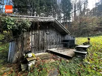 Schuppen mit Terrasse