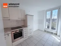 Küchen mit Platz für einen Esstisch