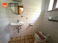 Gäste-WC im Erdgeschoss
