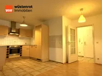 Blick auf Küche und Flur