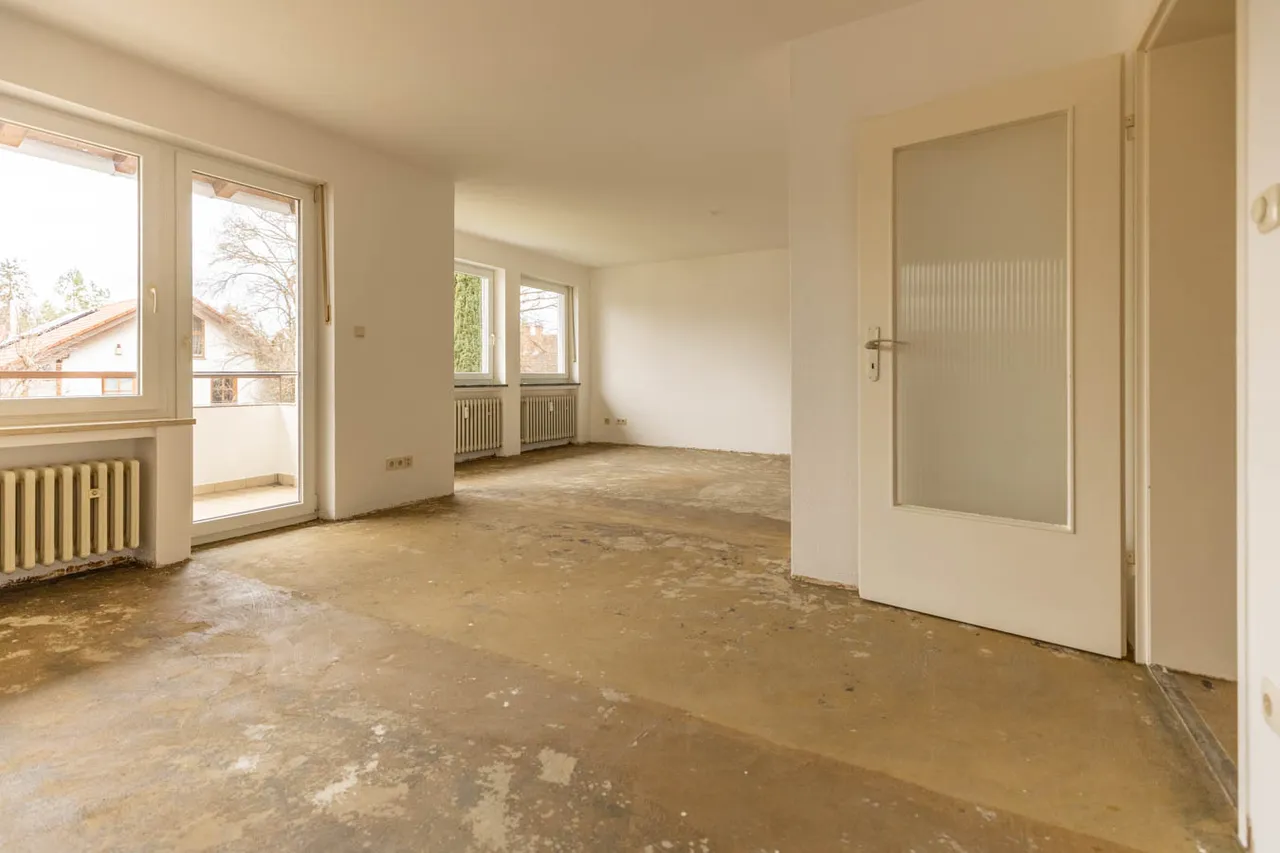 Großzügige 3-Zimmer Wohnung mit Loggia und viel Platz!