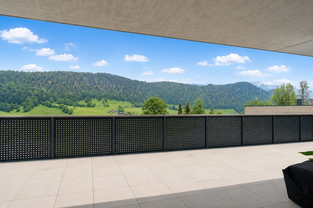 Die große Terrasse mit Blick NO