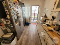 Küche mit Ausgang Terrasse