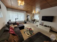 Wohnzimmer mit Essbereich