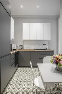 Sehr schöne helle, modern eingerichtete 3-Zimmer-Altbauwohnung nähe Glockenbach
