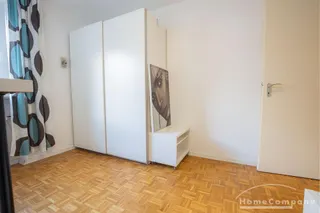 Attraktive, frisch renovierte und neu möblierte 2-Zimmer-Wohnung mit Balkon in München-Neuhausen