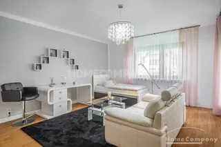 Neu möbliertes 1-Zimmer-Apartment in Gröbenzell