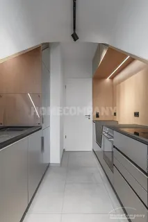 Atemberaubende 3-Zimmer-Wohnung mit Loggia in Neuhausen, teilmöbliert