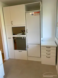 4,5-Zimmer-Wohnung mit Balkon in Oberföhring