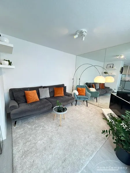 Modern möblierte 2-Zimmer-Wohnung mit atemberaubender Dachterrasse in Schwabing