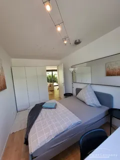 Helle, voll möblierte 3-Zimmer-Garten-Wohnung in Schwabing Nord