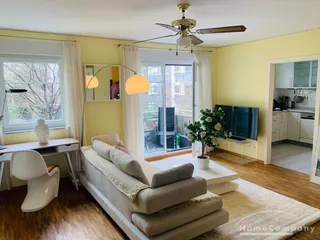 Helle 2-Zimmer-Wohnung mit Balkon in Schwabing