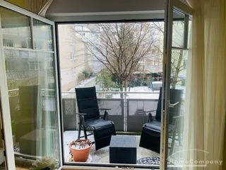 Helle 2-Zimmer-Wohnung mit Balkon in Schwabing