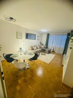 Modern möblierte 2-Zimmer-Wohnung mit Balkon