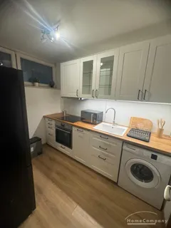 Modern möblierte 2-Zimmer-Wohnung mit Balkon