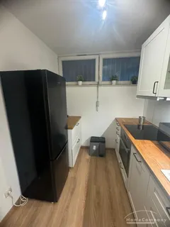 Modern möblierte 2-Zimmer-Wohnung mit Balkon