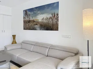 ***Stilvoll möbliertes 3-Zimmer-Apartment mit sonniger Dachterrasse in Sendling