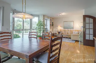 Gemütlich möblierte und sehr ruhig gelegene 3-Zimmer-Wohnung mit Balkon in Waldtrudering