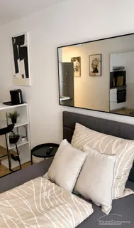 Modern möbliertes 1-Zimmer-Apartment mit Balkon