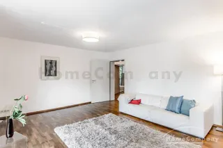 Lichtdurchflutete möblierte 5-Zimmer-Wohnung in Traumlage in Solln