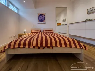 ***Hochwertig möblierte 2-Zimmer-Wohnung mit Terrasse und Garten