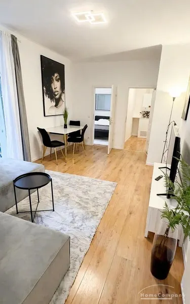 Modern möblierte 2-Zimmer-Wohnung mit Balkon in Obergiesing