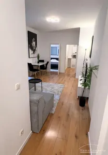 Modern möblierte 2-Zimmer-Wohnung mit Balkon in Obergiesing