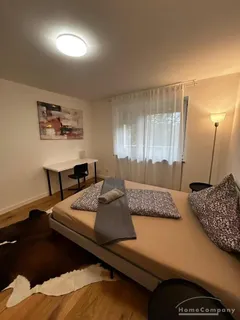 Modern möblierte 4-Zimmer-Wohnung in Allach