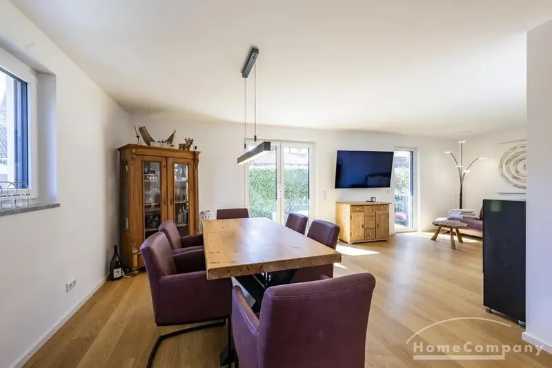 Moderne 3-Zimmer-Duplexwohnung mit Terrasse und Garten