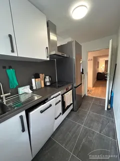 Modern möblierte 2-Zimmer-Wohnung mit Stellplatz in Neuhausen