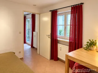 Möblierte 2-Zimmer-Wohnung mit Terrasse in Schwabing