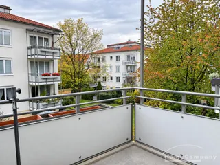 Voll möblierte 3,5-Zimmer-Wohnung mit Balkon in Erding