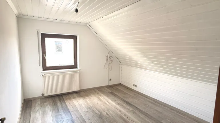 Dachgeschoss Zimmer 1