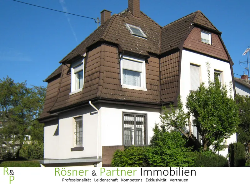 *Charmanter Altbau mit Potenzial - freistehend - ruhige Lage - großer Garten!!!*