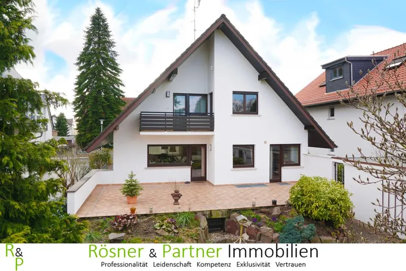 *Ruhige Lage gewünscht? - Freistehendes Haus in Urberach mit Potenzial*