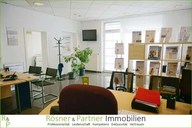 *Schönes Ladenlokal / Büro in zentraler Lage von Kriftel zu vermieten*