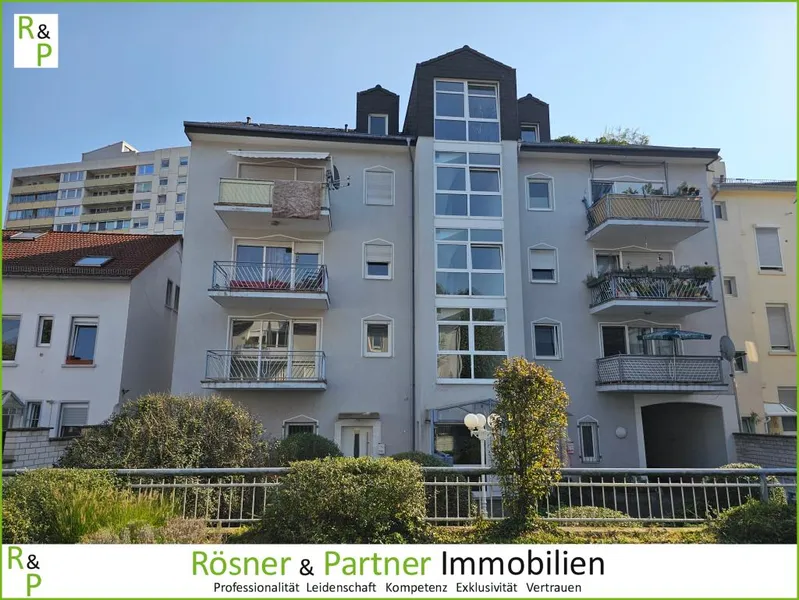 *Großzügige 3-Zi.-Wohnung mit Balkon in zentraler Lage von Offenbach*
