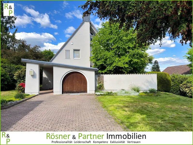 *Charmantes Einfamilienhaus für Genießer* Taunus-Domizil in Spitzenlage!