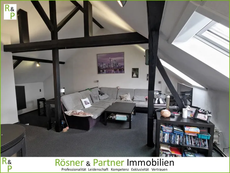 *Großzügige 6-Zi.-Maisonette-Wohnung mit großer Dachterrasse in ruhiger Wohnlage von Mühlheim (OT)*