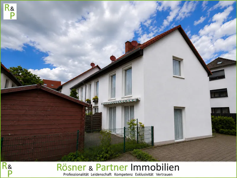 *Reihenendhaus in ruhiger Lage von FFM-Griesheim*