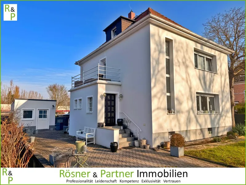 *Ehemals Unternehmervilla…jetzt Ihr neues Zuhause – TOP gepflegtes Einfamilienhaus*