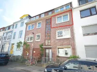 Gepflegtes Mehrfamilienhaus
