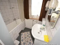 Wannenbad im Obergeschoss